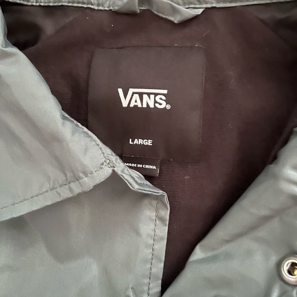 Vans Men's Olive Windbreaker Jacket - Picture 5 of 8